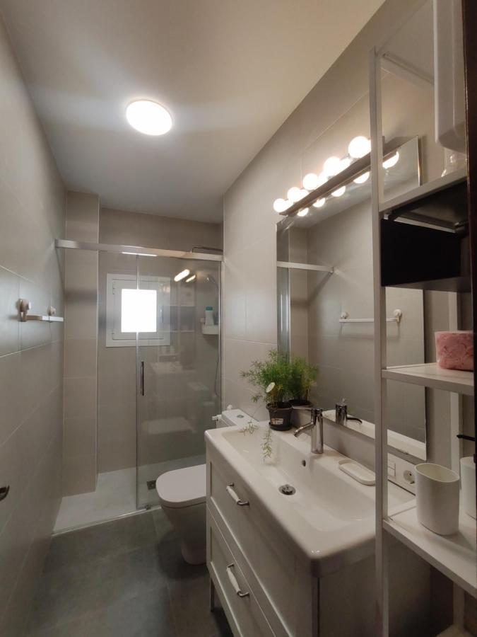 Apartamento Pamplona A 10 Minutos Del Centro Bagian luar foto